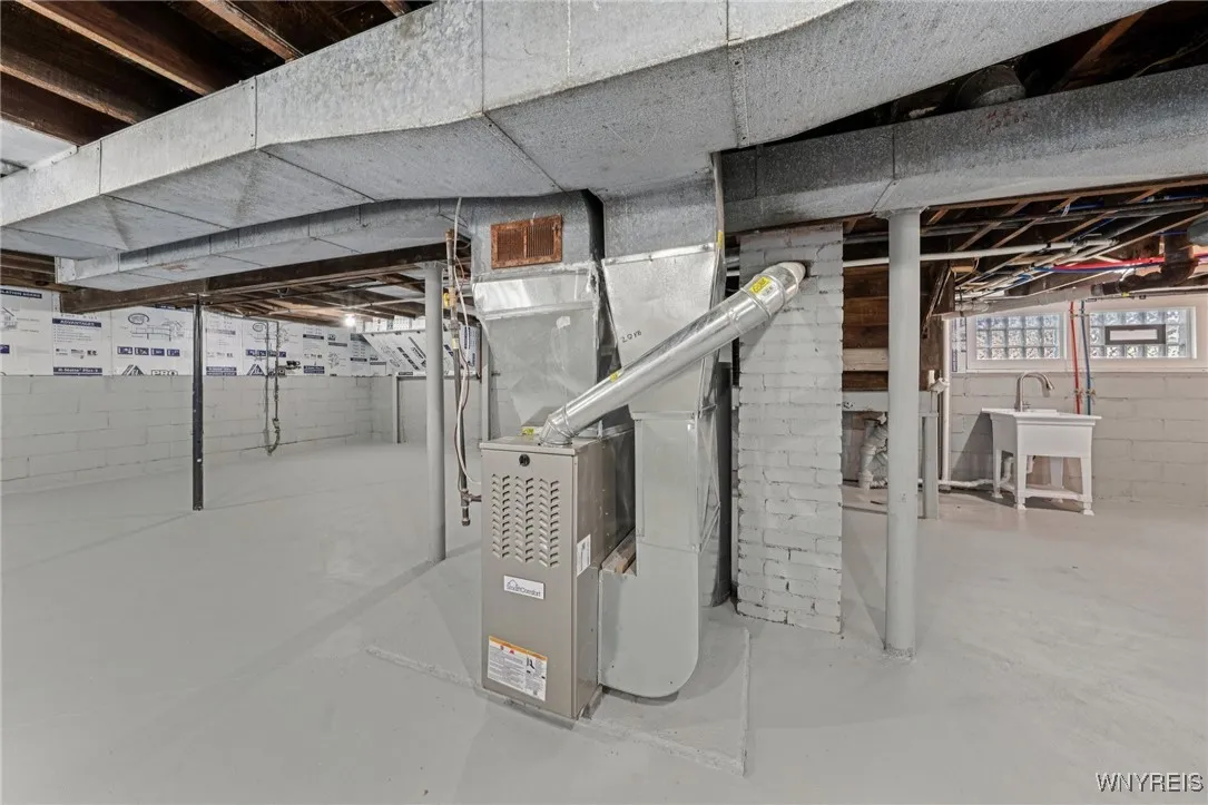 53 Richfield Avenue, Buffalo, New York 14220, Buffalo, New York 14220, 3 Bedrooms Bedrooms, 9 Rooms Rooms,2 BathroomsBathrooms,Residential,For Sale,53 Richfield Avenue, Buffalo, New York 14220,0,B1650998