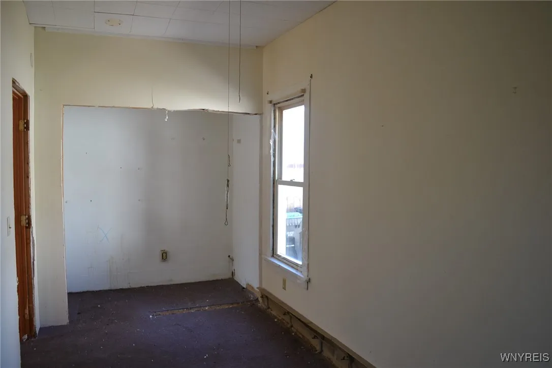 62 Douglas Street, Tonawanda, New York 14150, Tonawanda, New York 14150, 2 Bedrooms Bedrooms, 6 Rooms Rooms,1 BathroomBathrooms,Residential,For Sale,62 Douglas Street, Tonawanda, New York 14150,0,B1651052