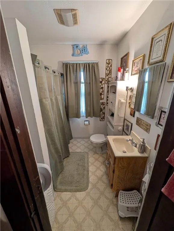 1101 College Avenue, Elmira City, New York 14901, Elmira City, New York 14901, 6 Bedrooms Bedrooms, ,2 BathroomsBathrooms,Residential,For Sale,1101 College Avenue, Elmira City, New York 14901,0,R1651024