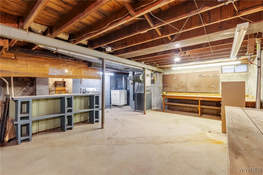 282 Hampton Parkway, Tonawanda, New York 14217, Tonawanda, New York 14217, 3 Bedrooms Bedrooms, 6 Rooms Rooms,1 BathroomBathrooms,Residential,For Sale,282 Hampton Parkway, Tonawanda, New York 14217,0,B1651056