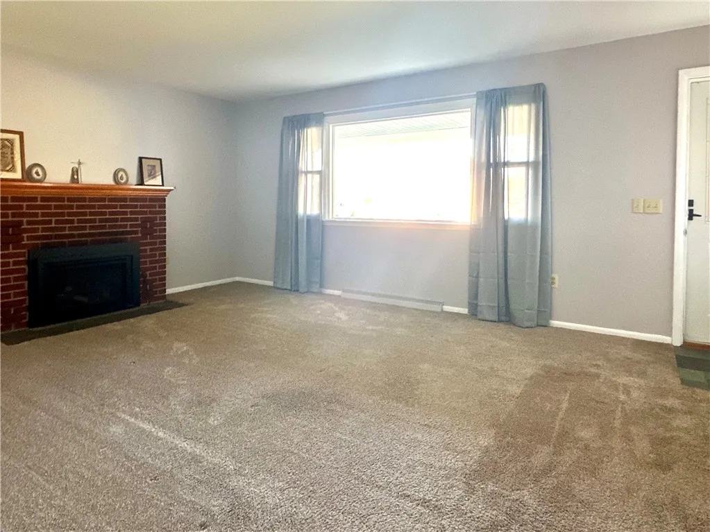 406 Sharr Avenue, Southport, New York 14904, Southport, New York 14904, 3 Bedrooms Bedrooms, 8 Rooms Rooms,2 BathroomsBathrooms,Residential Lease,For Rent,406 Sharr Avenue, Southport, New York 14904,0,R1650740