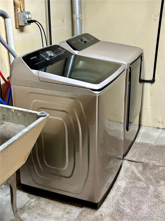 406 Sharr Avenue, Southport, New York 14904, Southport, New York 14904, 3 Bedrooms Bedrooms, 8 Rooms Rooms,2 BathroomsBathrooms,Residential Lease,For Rent,406 Sharr Avenue, Southport, New York 14904,0,R1650740