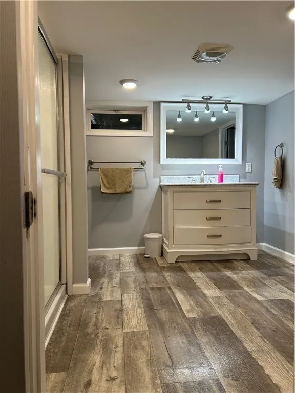 406 Sharr Avenue, Southport, New York 14904, Southport, New York 14904, 3 Bedrooms Bedrooms, 8 Rooms Rooms,2 BathroomsBathrooms,Residential Lease,For Rent,406 Sharr Avenue, Southport, New York 14904,0,R1650740