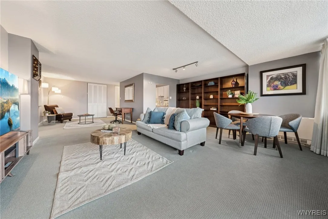 1088 Delaware Avenue 9a, Buffalo, New York 14209, Buffalo, New York 14209, 2 Bedrooms Bedrooms, 4 Rooms Rooms,2 BathroomsBathrooms,Residential,For Sale,1088 Delaware Avenue 9a, Buffalo, New York 14209,0,B1650139