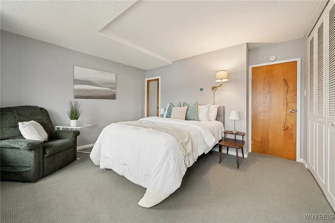 1088 Delaware Avenue 9a, Buffalo, New York 14209, Buffalo, New York 14209, 2 Bedrooms Bedrooms, 4 Rooms Rooms,2 BathroomsBathrooms,Residential,For Sale,1088 Delaware Avenue 9a, Buffalo, New York 14209,0,B1650139