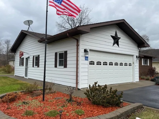 3464 Sunset Drive, Wellsville, New York 14895, Wellsville, New York 14895, 3 Bedrooms Bedrooms, 10 Rooms Rooms,2 BathroomsBathrooms,Residential,For Sale,3464 Sunset Drive, Wellsville, New York 14895,0,R1651011