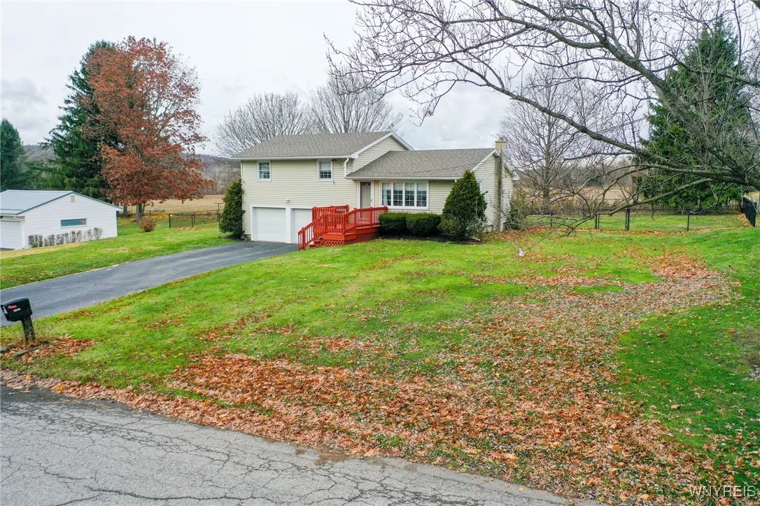 3043 Dunbar Road, Attica, New York 14011, Attica, New York 14011, 3 Bedrooms Bedrooms, 5 Rooms Rooms,1 BathroomBathrooms,Residential,For Sale,3043 Dunbar Road, Attica, New York 14011,0,B1650472