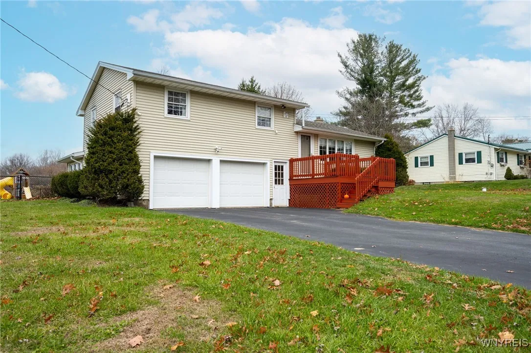 3043 Dunbar Road, Attica, New York 14011, Attica, New York 14011, 3 Bedrooms Bedrooms, 5 Rooms Rooms,1 BathroomBathrooms,Residential,For Sale,3043 Dunbar Road, Attica, New York 14011,0,B1650472