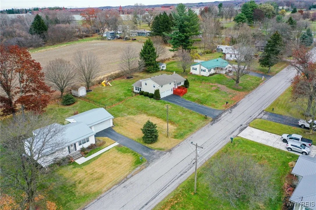 3043 Dunbar Road, Attica, New York 14011, Attica, New York 14011, 3 Bedrooms Bedrooms, 5 Rooms Rooms,1 BathroomBathrooms,Residential,For Sale,3043 Dunbar Road, Attica, New York 14011,0,B1650472