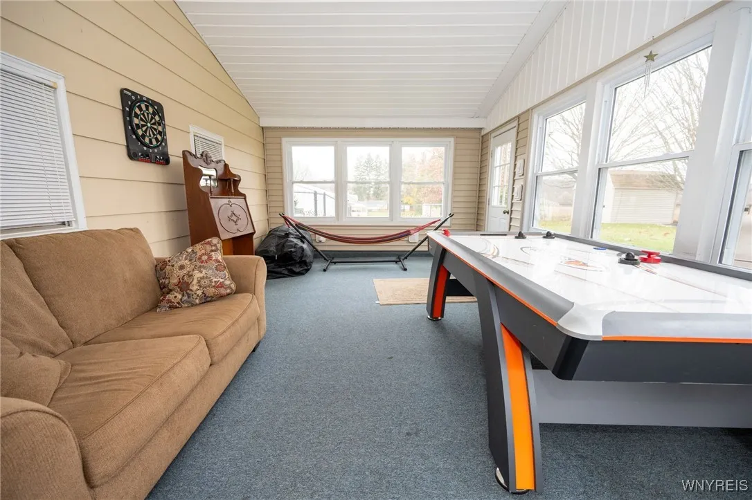 3043 Dunbar Road, Attica, New York 14011, Attica, New York 14011, 3 Bedrooms Bedrooms, 5 Rooms Rooms,1 BathroomBathrooms,Residential,For Sale,3043 Dunbar Road, Attica, New York 14011,0,B1650472