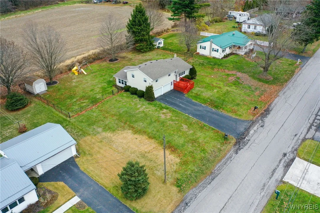 3043 Dunbar Road, Attica, New York 14011, Attica, New York 14011, 3 Bedrooms Bedrooms, 5 Rooms Rooms,1 BathroomBathrooms,Residential,For Sale,3043 Dunbar Road, Attica, New York 14011,0,B1650472