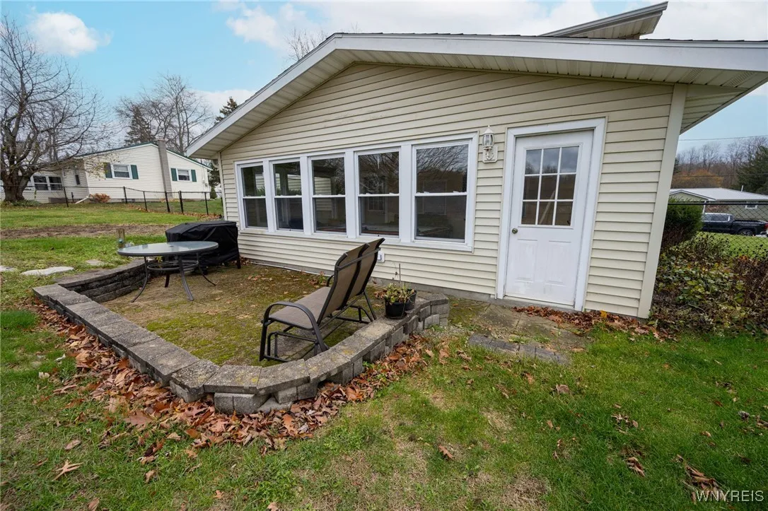 3043 Dunbar Road, Attica, New York 14011, Attica, New York 14011, 3 Bedrooms Bedrooms, 5 Rooms Rooms,1 BathroomBathrooms,Residential,For Sale,3043 Dunbar Road, Attica, New York 14011,0,B1650472