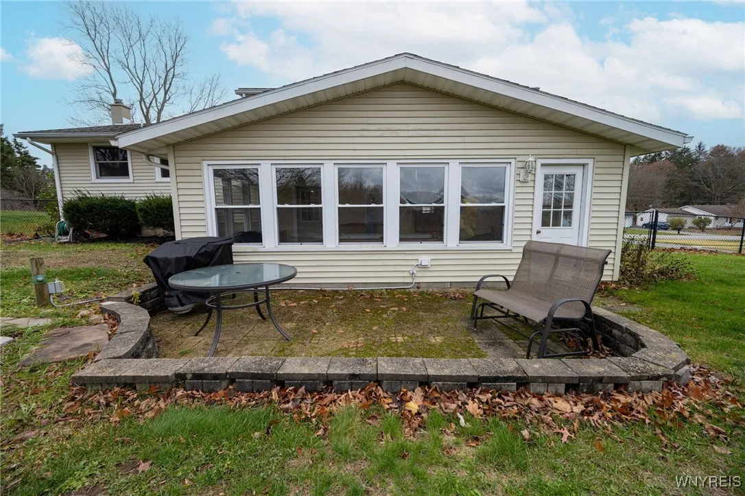 3043 Dunbar Road, Attica, New York 14011, Attica, New York 14011, 3 Bedrooms Bedrooms, 5 Rooms Rooms,1 BathroomBathrooms,Residential,For Sale,3043 Dunbar Road, Attica, New York 14011,0,B1650472