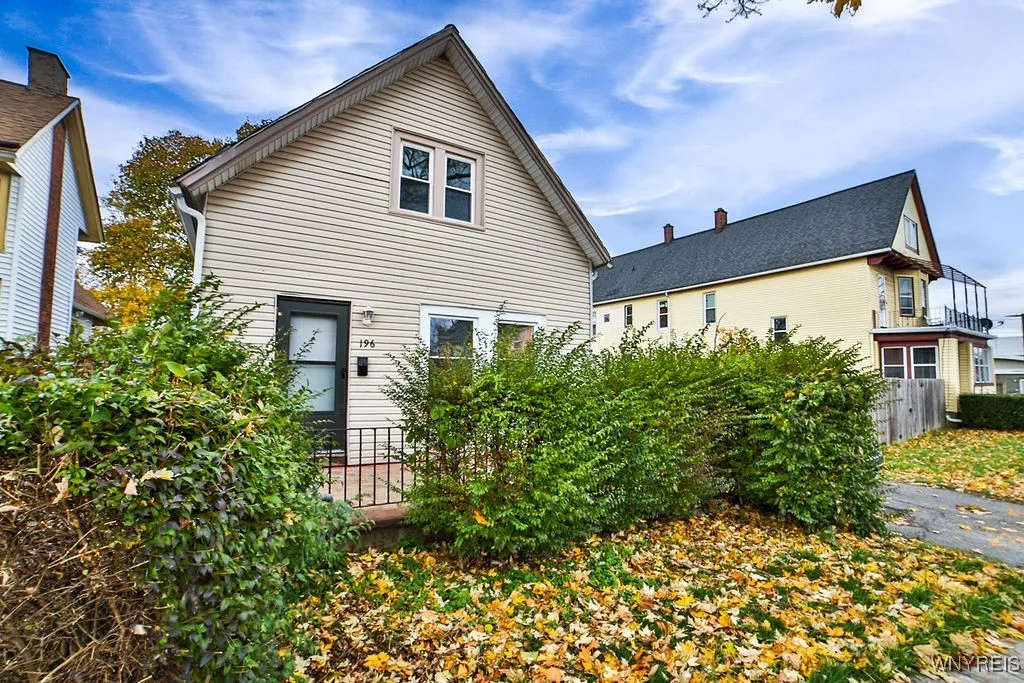 196 Eaton Street, Buffalo, New York 14208, Buffalo, New York 14208, 3 Bedrooms Bedrooms, ,2 BathroomsBathrooms,Residential,For Sale,196 Eaton Street, Buffalo, New York 14208,0,B1650266