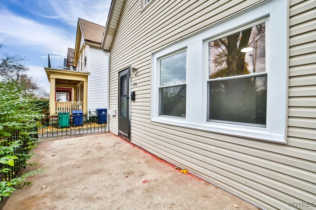 196 Eaton Street, Buffalo, New York 14208, Buffalo, New York 14208, 3 Bedrooms Bedrooms, ,2 BathroomsBathrooms,Residential,For Sale,196 Eaton Street, Buffalo, New York 14208,0,B1650266