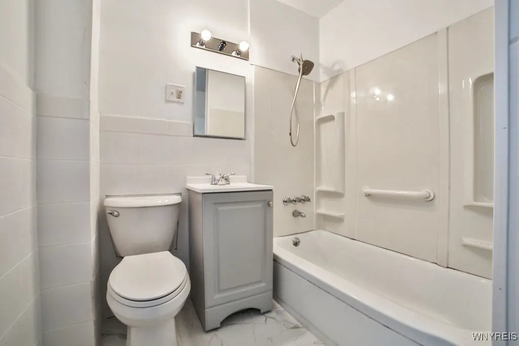 196 Eaton Street, Buffalo, New York 14208, Buffalo, New York 14208, 3 Bedrooms Bedrooms, ,2 BathroomsBathrooms,Residential,For Sale,196 Eaton Street, Buffalo, New York 14208,0,B1650266
