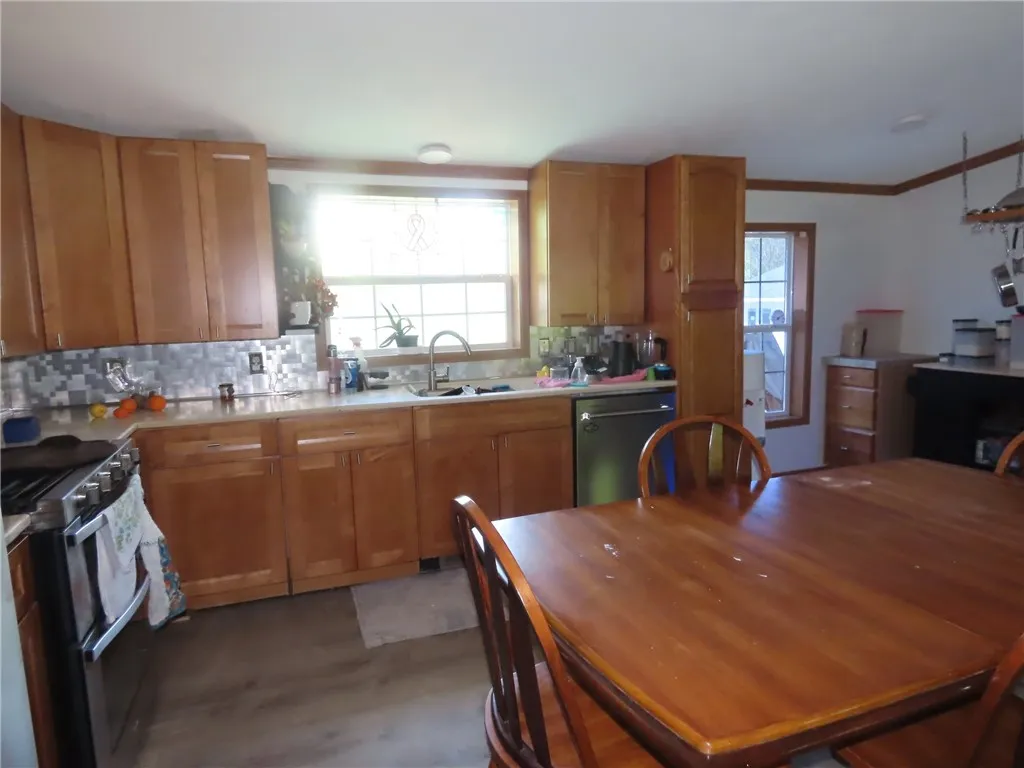 1098 Birdsey Road, Junius, New York 13165, Junius, New York 13165, 3 Bedrooms Bedrooms, 6 Rooms Rooms,2 BathroomsBathrooms,Residential,For Sale,1098 Birdsey Road, Junius, New York 13165,0,R1651065
