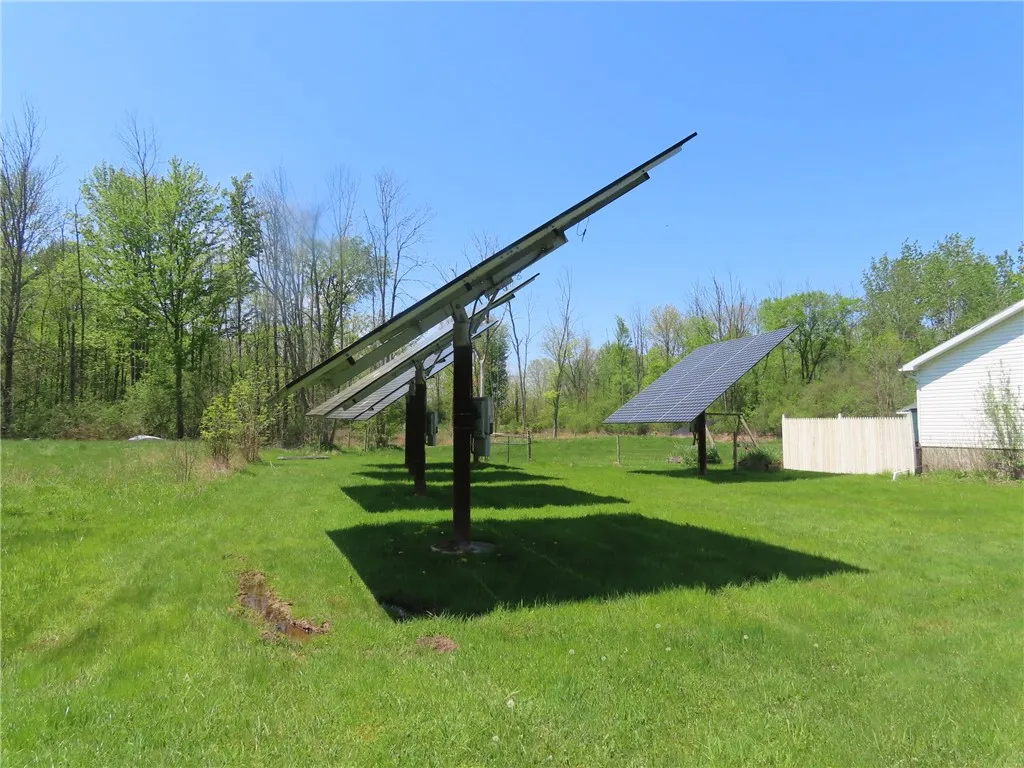 1098 Birdsey Road, Junius, New York 13165, Junius, New York 13165, 3 Bedrooms Bedrooms, 6 Rooms Rooms,2 BathroomsBathrooms,Residential,For Sale,1098 Birdsey Road, Junius, New York 13165,0,R1651065