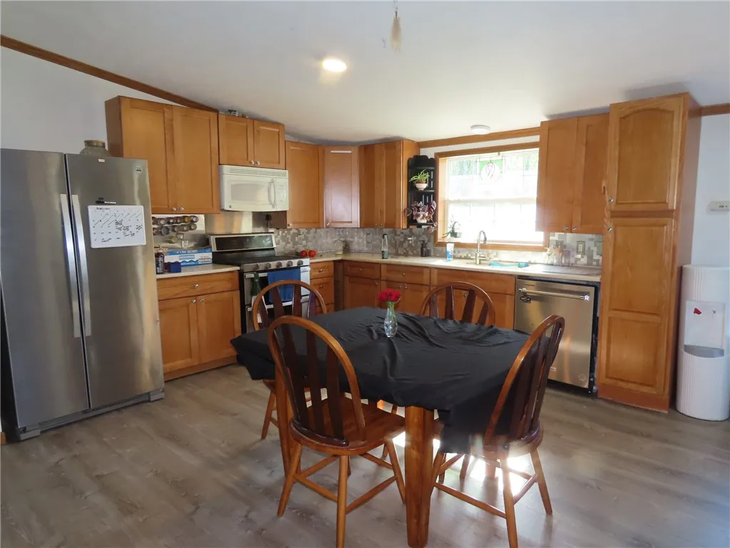 1098 Birdsey Road, Junius, New York 13165, Junius, New York 13165, 3 Bedrooms Bedrooms, 6 Rooms Rooms,2 BathroomsBathrooms,Residential,For Sale,1098 Birdsey Road, Junius, New York 13165,0,R1651065