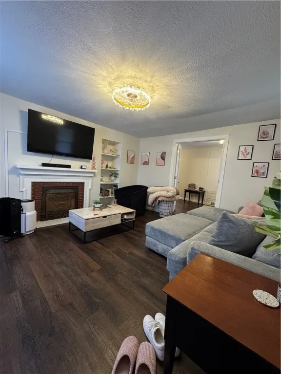 65 Atkinson Street, Rochester, New York 14608, Rochester, New York 14608, 2 Bedrooms Bedrooms, 6 Rooms Rooms,1 BathroomBathrooms,Residential Lease,For Rent,65 Atkinson Street, Rochester, New York 14608,0,R1651064