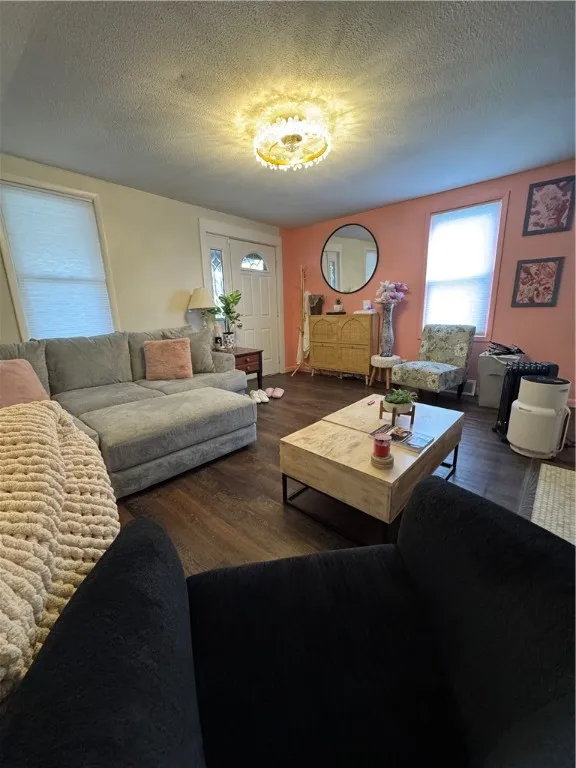 65 Atkinson Street, Rochester, New York 14608, Rochester, New York 14608, 2 Bedrooms Bedrooms, 6 Rooms Rooms,1 BathroomBathrooms,Residential Lease,For Rent,65 Atkinson Street, Rochester, New York 14608,0,R1651064