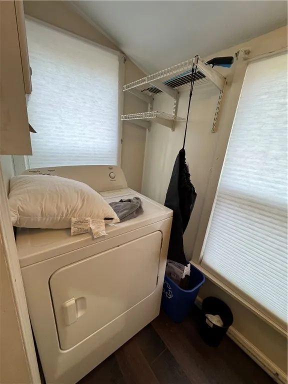 65 Atkinson Street, Rochester, New York 14608, Rochester, New York 14608, 2 Bedrooms Bedrooms, 6 Rooms Rooms,1 BathroomBathrooms,Residential Lease,For Rent,65 Atkinson Street, Rochester, New York 14608,0,R1651064