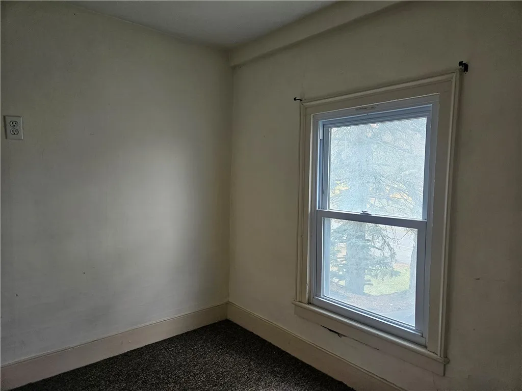 9164 State Route 5 And 20, West Bloomfield, New Yo, West Bloomfield, New York 14469, 3 Bedrooms Bedrooms, 7 Rooms Rooms,2 BathroomsBathrooms,Residential,For Sale,9164 State Route 5 And 20, West Bloomfield, New Yo,0,R1650606