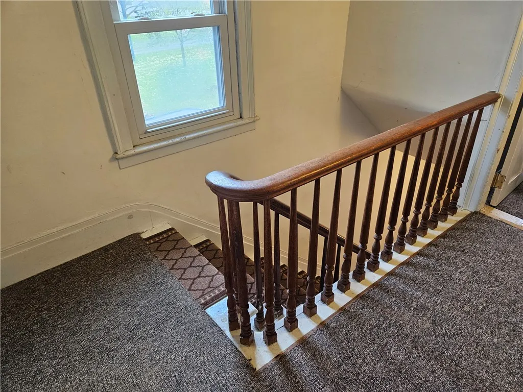 9164 State Route 5 And 20, West Bloomfield, New Yo, West Bloomfield, New York 14469, 3 Bedrooms Bedrooms, 7 Rooms Rooms,2 BathroomsBathrooms,Residential,For Sale,9164 State Route 5 And 20, West Bloomfield, New Yo,0,R1650606