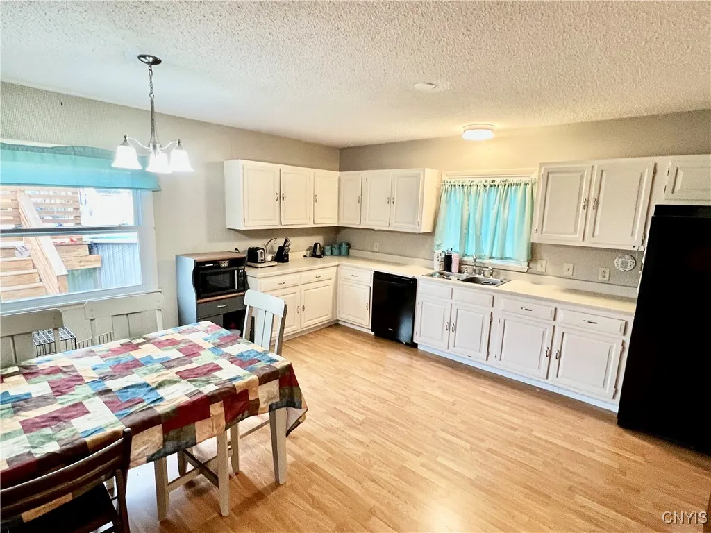 27 Hart Street, Oswego, New York 13126, Oswego, New York 13126, 3 Bedrooms Bedrooms, 9 Rooms Rooms,2 BathroomsBathrooms,Residential,For Sale,27 Hart Street, Oswego, New York 13126,0,S1651069