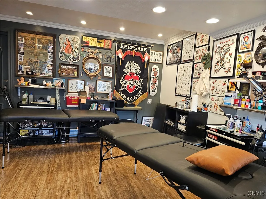 Unit#3 & 4-2nd floor, Tattoo