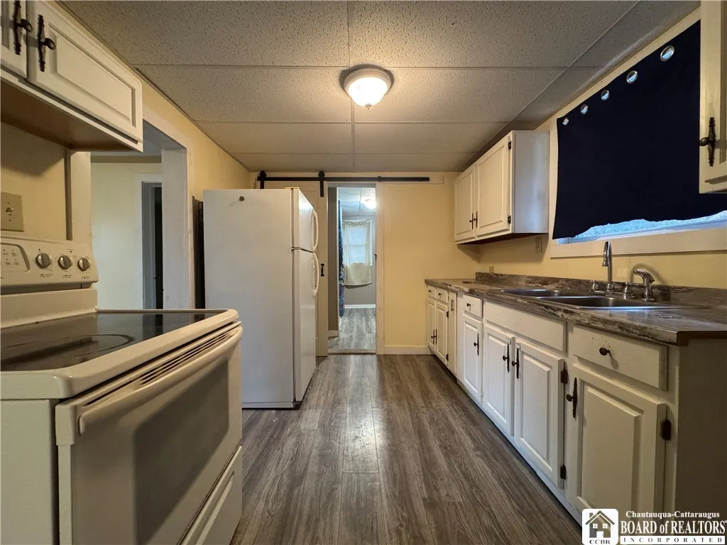 2 West Main Street, Ripley, New York 14775, Ripley, New York 14775, 10 Rooms Rooms,Commercial Sale,For Sale,2 West Main Street, Ripley, New York 14775,0,R1646893