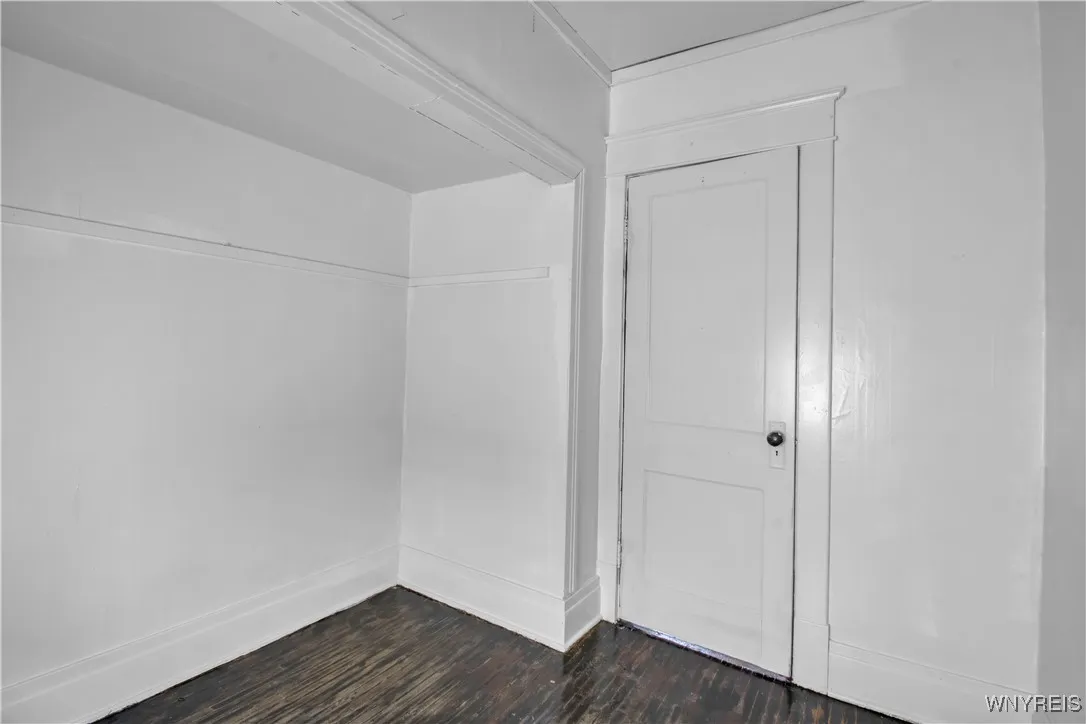 23 Humason Avenue, Buffalo, New York 14211, Buffalo, New York 14211, 5 Bedrooms Bedrooms, ,2 BathroomsBathrooms,Residential,For Sale,23 Humason Avenue, Buffalo, New York 14211,0,B1651070