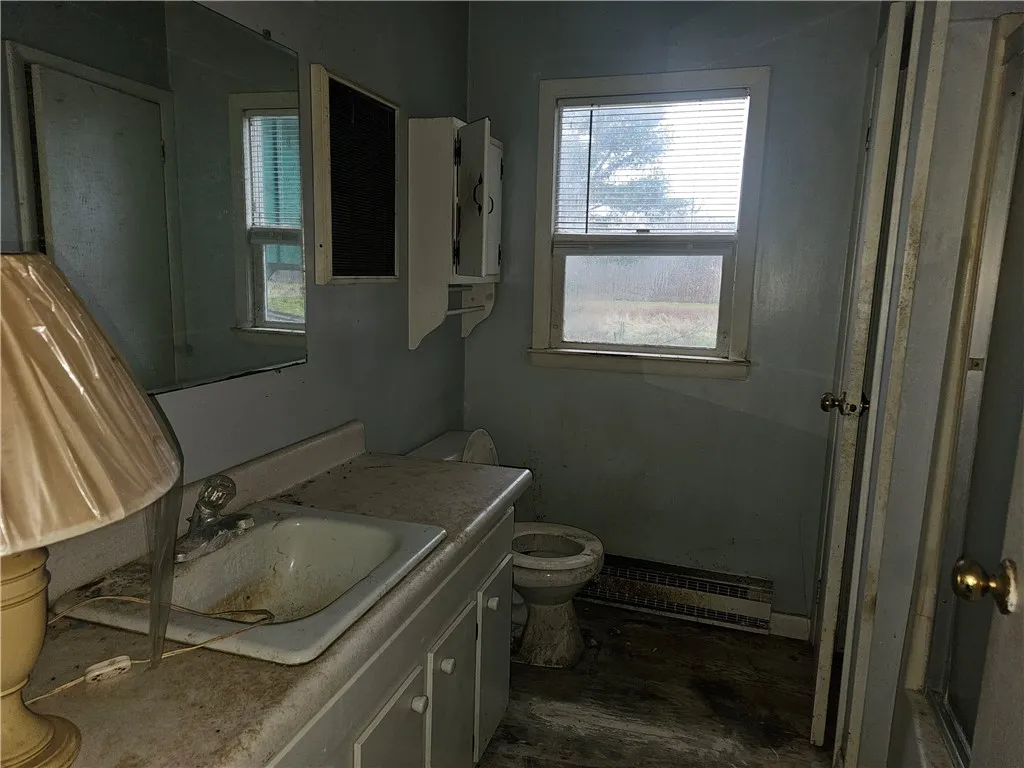 3696 Lakes Corners Rose Valley Road, Rose, New Yor, Rose, New York 14433, 3 Bedrooms Bedrooms, 5 Rooms Rooms,1 BathroomBathrooms,Residential,Closed,3696 Lakes Corners Rose Valley Road, Rose, New Yor,0,R1651100