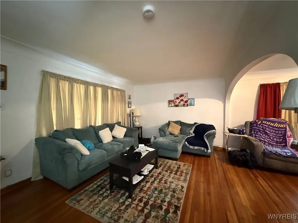 51 Randolph Avenue, Cheektowaga, New York 14211, Cheektowaga, New York 14211, 6 Bedrooms Bedrooms, ,2 BathroomsBathrooms,Residential,For Sale,51 Randolph Avenue, Cheektowaga, New York 14211,0,B1650296