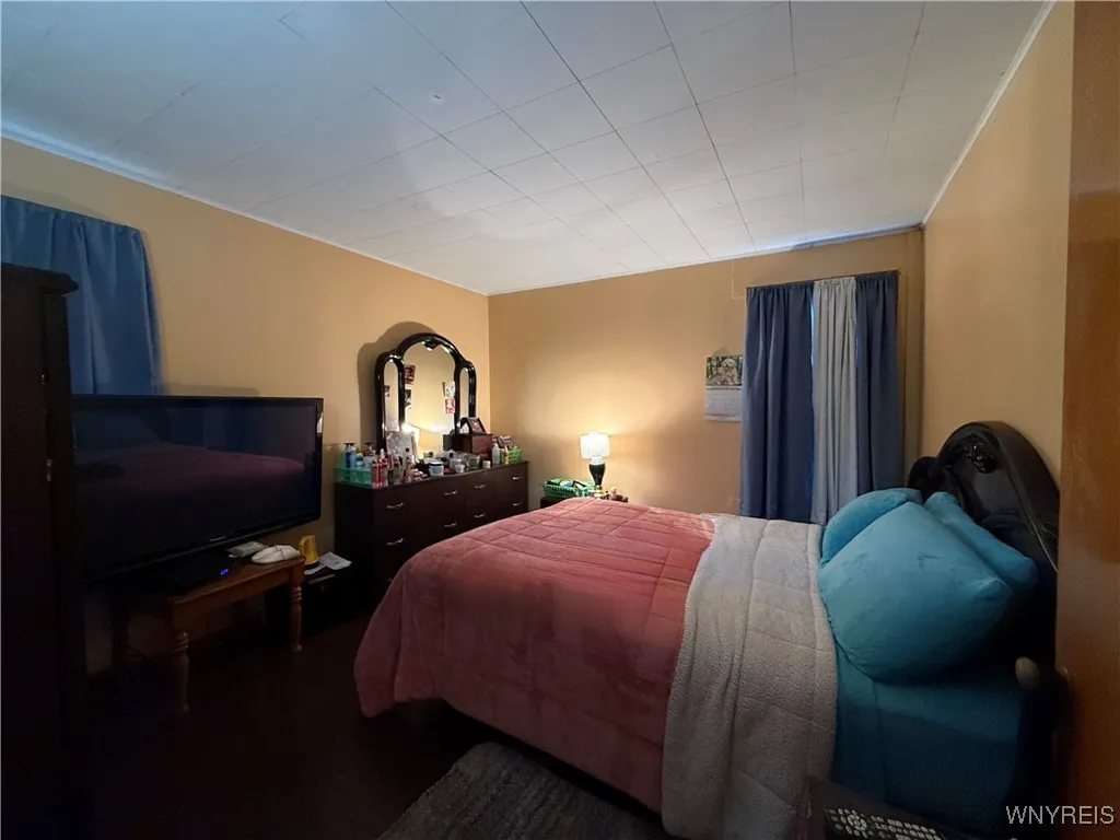 51 Randolph Avenue, Cheektowaga, New York 14211, Cheektowaga, New York 14211, 6 Bedrooms Bedrooms, ,2 BathroomsBathrooms,Residential,For Sale,51 Randolph Avenue, Cheektowaga, New York 14211,0,B1650296