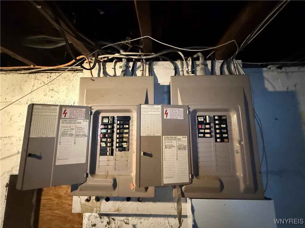 51 Randolph Avenue, Cheektowaga, New York 14211, Cheektowaga, New York 14211, 6 Bedrooms Bedrooms, ,2 BathroomsBathrooms,Residential,For Sale,51 Randolph Avenue, Cheektowaga, New York 14211,0,B1650296