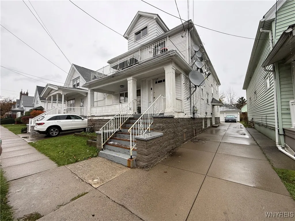 51 Randolph Avenue, Cheektowaga, New York 14211, Cheektowaga, New York 14211, 6 Bedrooms Bedrooms, ,2 BathroomsBathrooms,Residential,For Sale,51 Randolph Avenue, Cheektowaga, New York 14211,0,B1650296