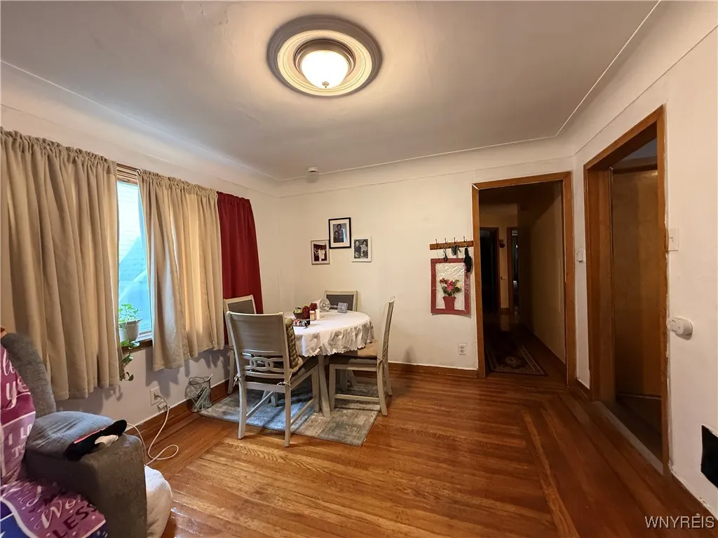 51 Randolph Avenue, Cheektowaga, New York 14211, Cheektowaga, New York 14211, 6 Bedrooms Bedrooms, ,2 BathroomsBathrooms,Residential,For Sale,51 Randolph Avenue, Cheektowaga, New York 14211,0,B1650296