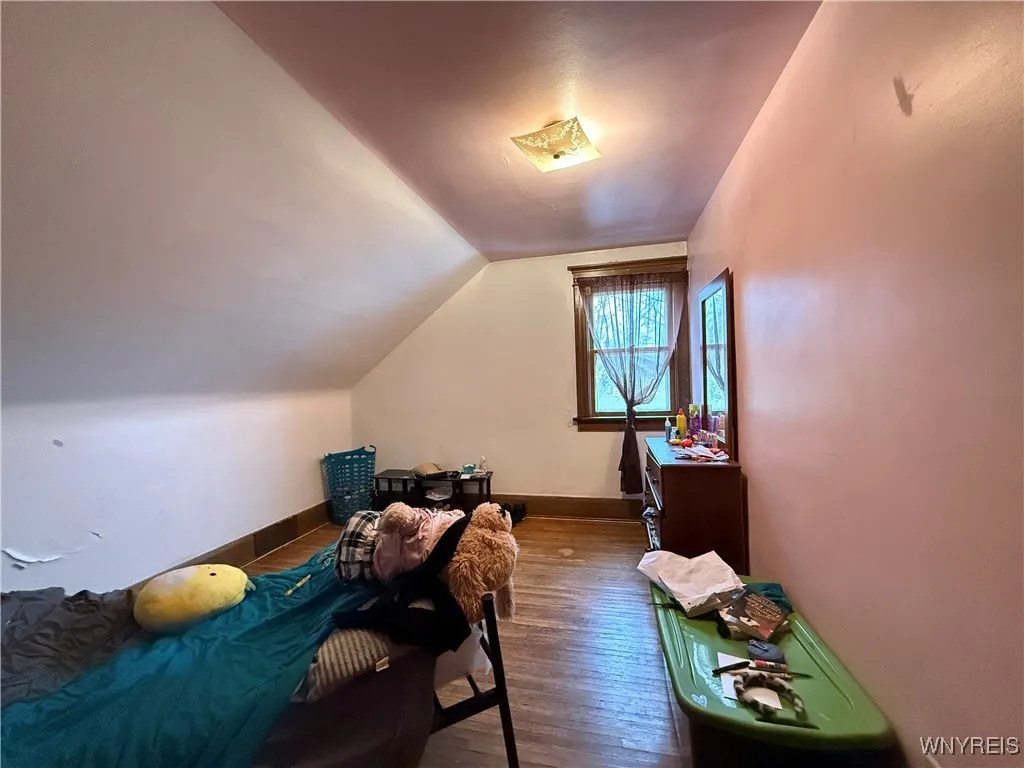 358 Newburgh Avenue, Buffalo, New York 14215, Buffalo, New York 14215, 5 Bedrooms Bedrooms, ,2 BathroomsBathrooms,Residential,For Sale,358 Newburgh Avenue, Buffalo, New York 14215,0,B1650287