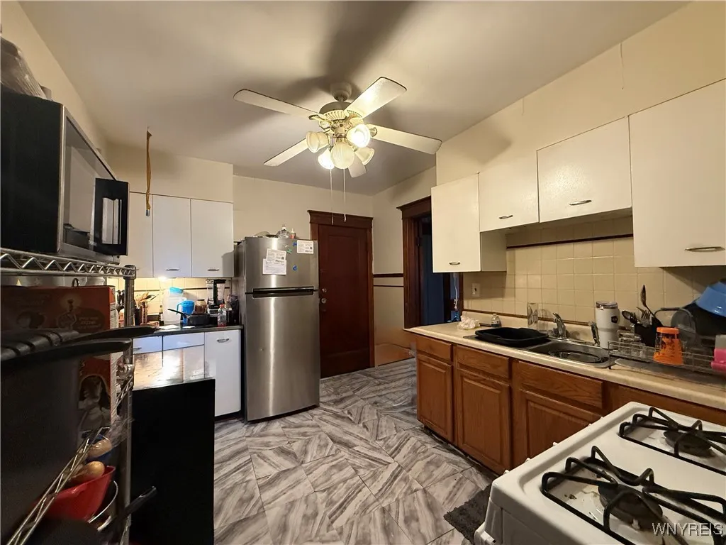 358 Newburgh Avenue, Buffalo, New York 14215, Buffalo, New York 14215, 5 Bedrooms Bedrooms, ,2 BathroomsBathrooms,Residential,For Sale,358 Newburgh Avenue, Buffalo, New York 14215,0,B1650287