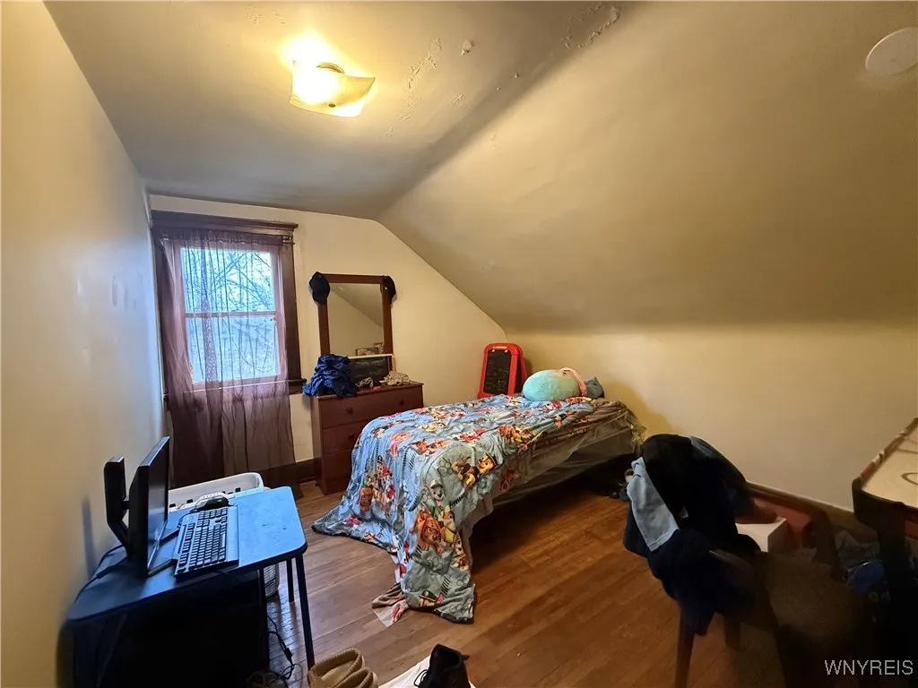 358 Newburgh Avenue, Buffalo, New York 14215, Buffalo, New York 14215, 5 Bedrooms Bedrooms, ,2 BathroomsBathrooms,Residential,For Sale,358 Newburgh Avenue, Buffalo, New York 14215,0,B1650287