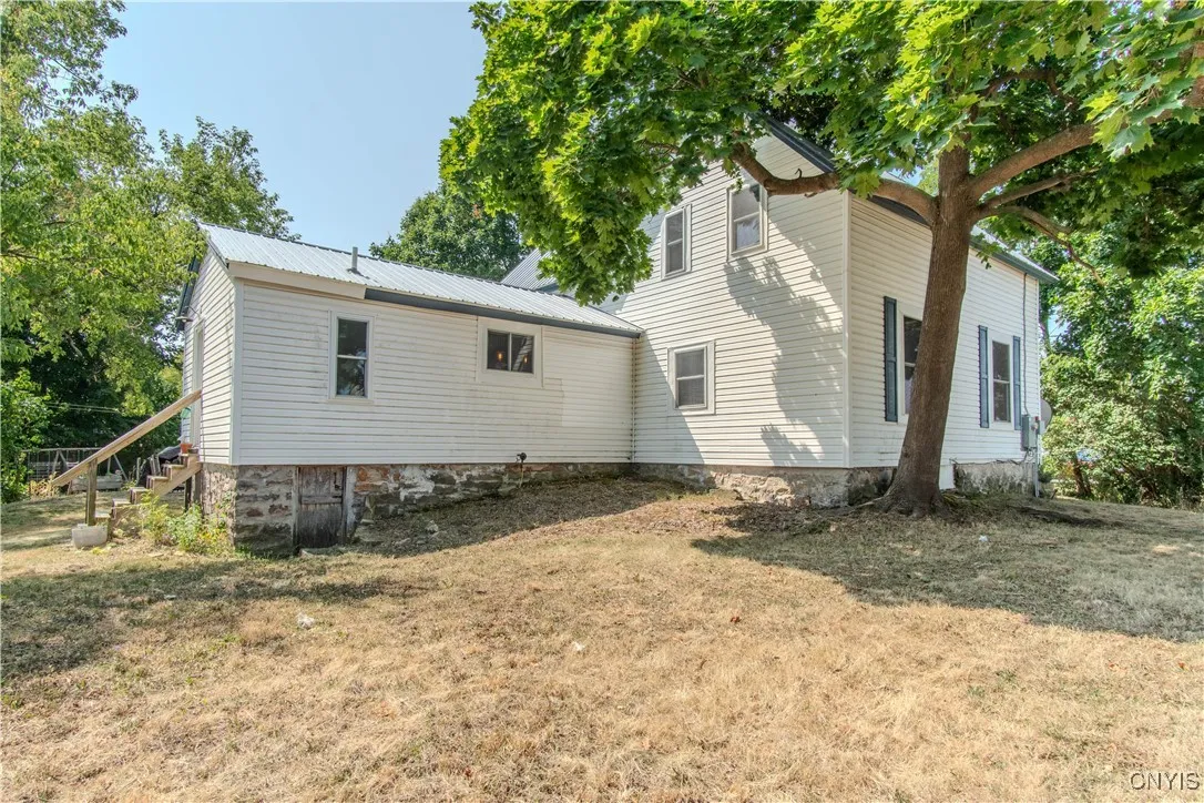 43928 State Route 37, Alexandria, New York 13679, Alexandria, New York 13679, 3 Bedrooms Bedrooms, 10 Rooms Rooms,2 BathroomsBathrooms,Residential,For Sale,43928 State Route 37, Alexandria, New York 13679,0,S1650984