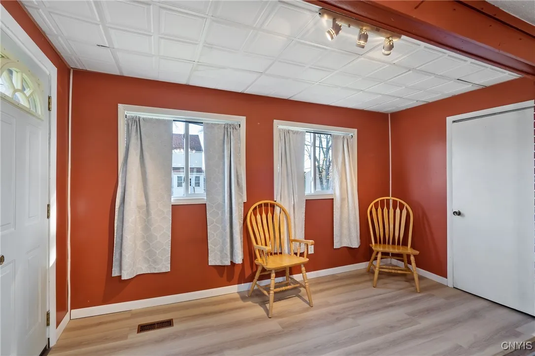 201 Lakeland Avenue, Geddes, New York 13209, Geddes, New York 13209, 3 Bedrooms Bedrooms, 7 Rooms Rooms,2 BathroomsBathrooms,Residential,For Sale,201 Lakeland Avenue, Geddes, New York 13209,0,S1648507