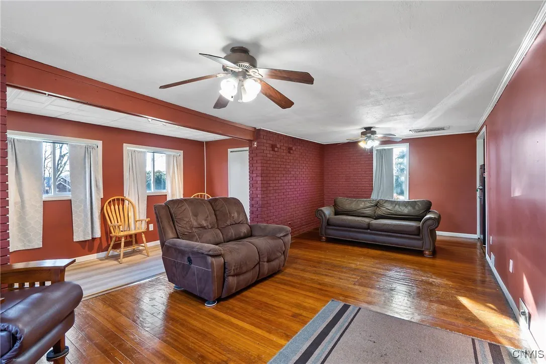 201 Lakeland Avenue, Geddes, New York 13209, Geddes, New York 13209, 3 Bedrooms Bedrooms, 7 Rooms Rooms,2 BathroomsBathrooms,Residential,For Sale,201 Lakeland Avenue, Geddes, New York 13209,0,S1648507