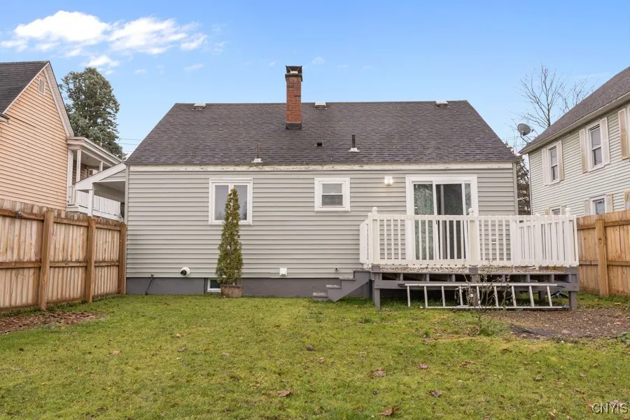 20 Gardner St, Whitestown, New York 13492, Whitestown, New York 13492, 4 Bedrooms Bedrooms, 7 Rooms Rooms,1 BathroomBathrooms,Residential,For Sale,20 Gardner St, Whitestown, New York 13492,0,S1651114