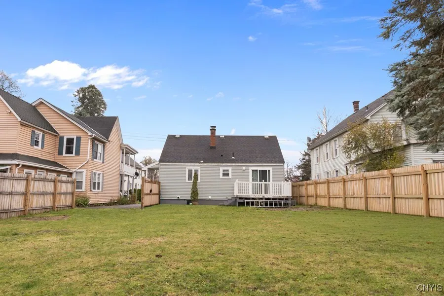 20 Gardner St, Whitestown, New York 13492, Whitestown, New York 13492, 4 Bedrooms Bedrooms, 7 Rooms Rooms,1 BathroomBathrooms,Residential,For Sale,20 Gardner St, Whitestown, New York 13492,0,S1651114