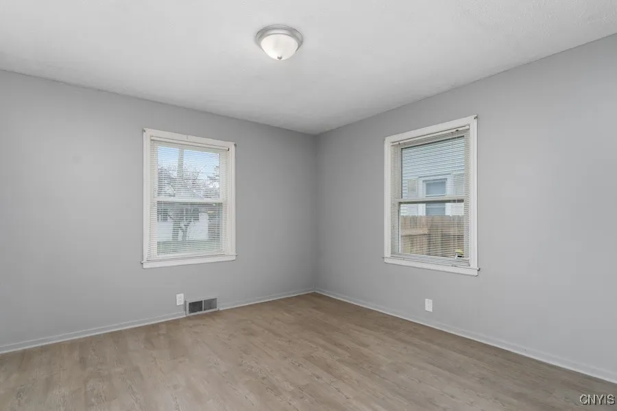 20 Gardner St, Whitestown, New York 13492, Whitestown, New York 13492, 4 Bedrooms Bedrooms, 7 Rooms Rooms,1 BathroomBathrooms,Residential,For Sale,20 Gardner St, Whitestown, New York 13492,0,S1651114