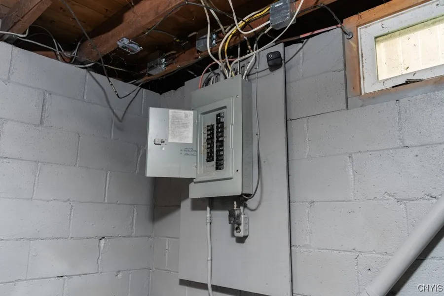 20 Gardner St, Whitestown, New York 13492, Whitestown, New York 13492, 4 Bedrooms Bedrooms, 7 Rooms Rooms,1 BathroomBathrooms,Residential,For Sale,20 Gardner St, Whitestown, New York 13492,0,S1651114