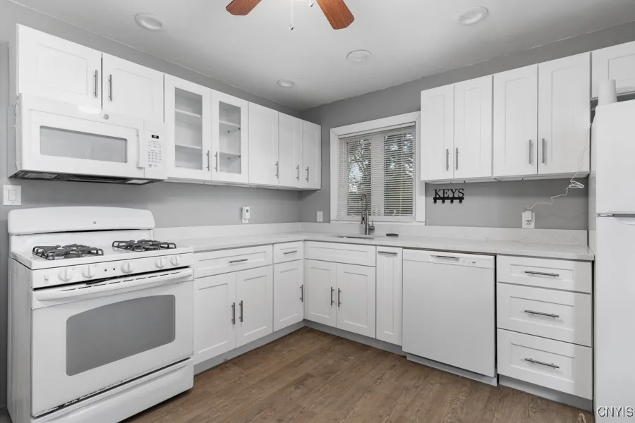 20 Gardner St, Whitestown, New York 13492, Whitestown, New York 13492, 4 Bedrooms Bedrooms, 7 Rooms Rooms,1 BathroomBathrooms,Residential,For Sale,20 Gardner St, Whitestown, New York 13492,0,S1651114