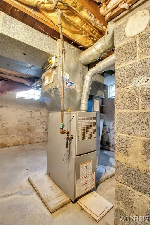 19 Crestwood Place, Cheektowaga, New York 14225, Cheektowaga, New York 14225, 4 Bedrooms Bedrooms, 9 Rooms Rooms,1 BathroomBathrooms,Residential,For Sale,19 Crestwood Place, Cheektowaga, New York 14225,0,B1651108